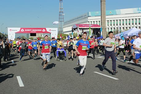 Забег Almaty Marathon